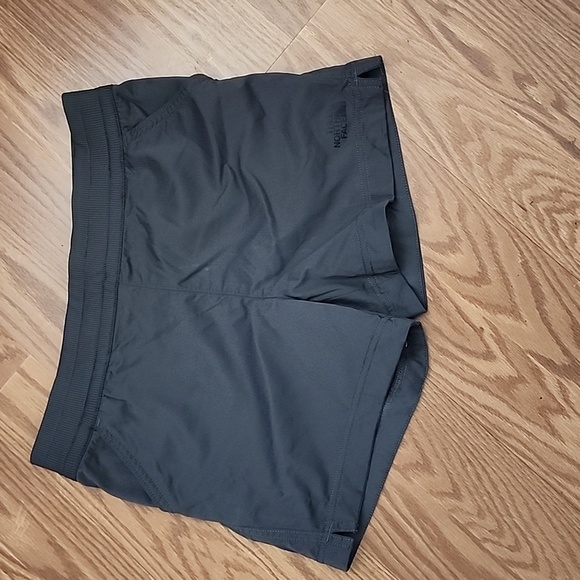 New the north face shorts size lg‎ 14/16 flashdry - Picture 1 of 14
